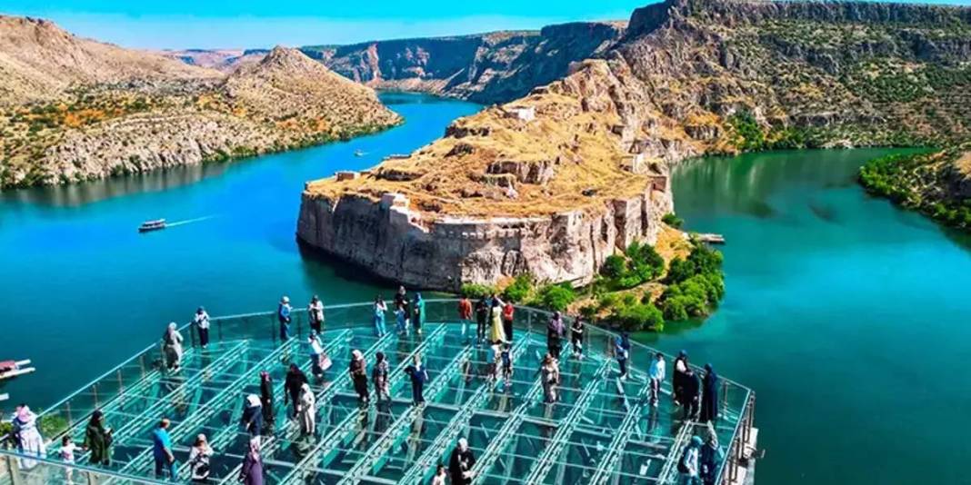 Üç tarafı sularla çevrili tarih: Medeniyetlerin gizli geçmişi burada yatıyor! 6